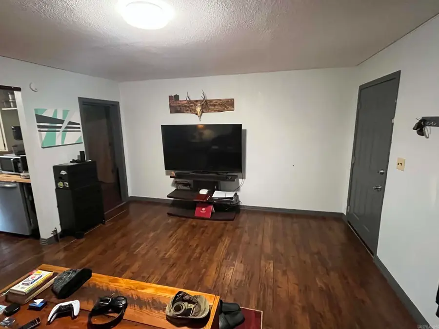 808 Dallas Ave, Mena, AR 71953 - #3