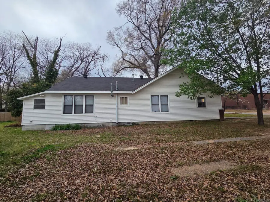 407 E Market, Searcy, AR 72143 - #2