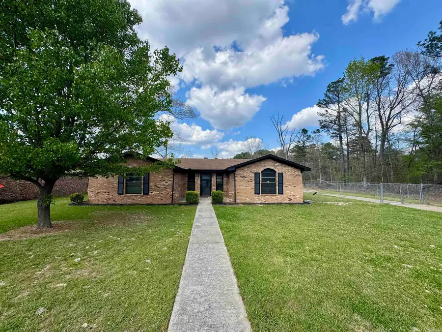 5923 Davis Drive, Pine Bluff, AR 71603 - #3