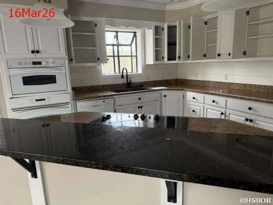 21 Delavega Circle, Hot Springs Village, AR 71909 - #2