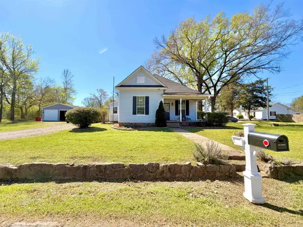 511 W Childress Street, Morrilton, AR 72110
