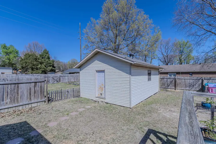 1307 Daniel Drive, Paragould, AR 72450 - #3