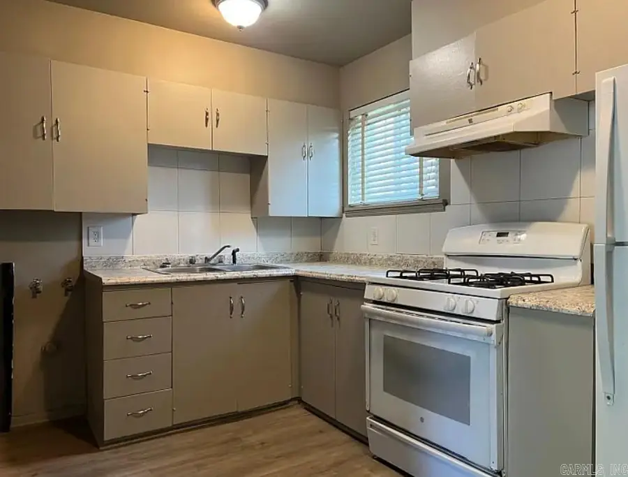 5101 N Woodland Dr, North Little Rock, AR 72117 - #3