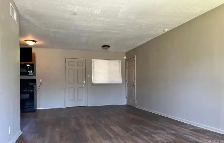 5105 N Woodland Dr, North Little Rock, AR 72117 - #2