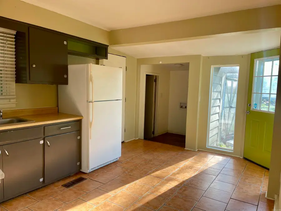 1102 Turner Street, Jonesboro, AR 72401 - #3