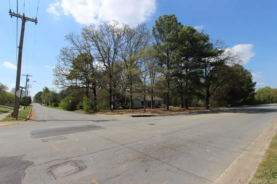 729 South German Lane, Conway, AR 72034 - #2