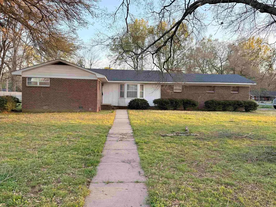 16 Fairview Drive, McGehee, AR 71654 - #2