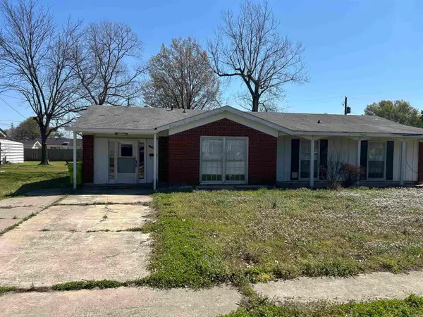 1905 S Spring St, Stuttgart, AR 72160