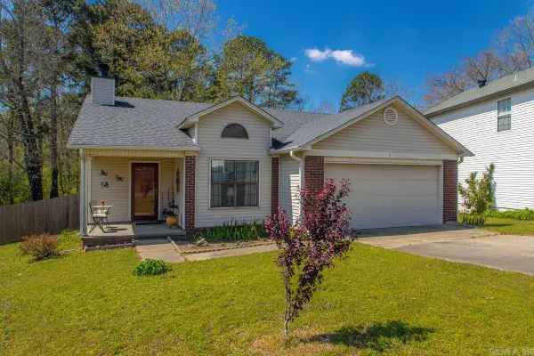 8 Calvary Circle, Little Rock, AR 72211