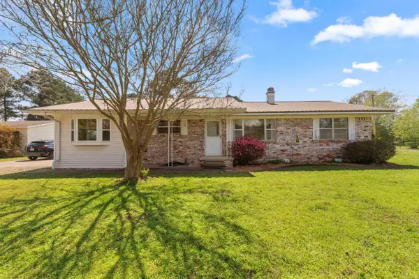 91 E Main St., Greenbrier, AR 72058