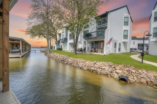 700 Grand Point Drive #8-4, Hot Springs, AR 71901