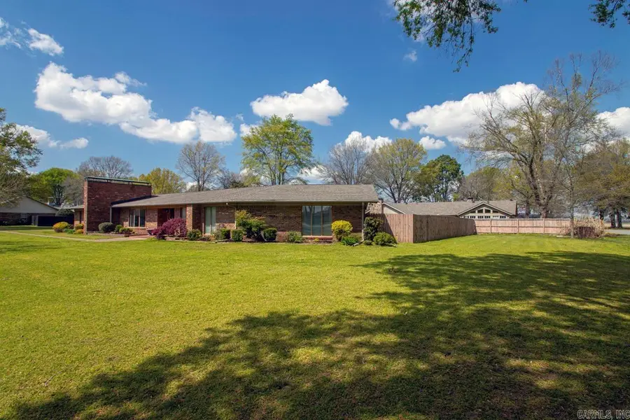 305 Cottonwood Drive, England, AR 72046 - #3