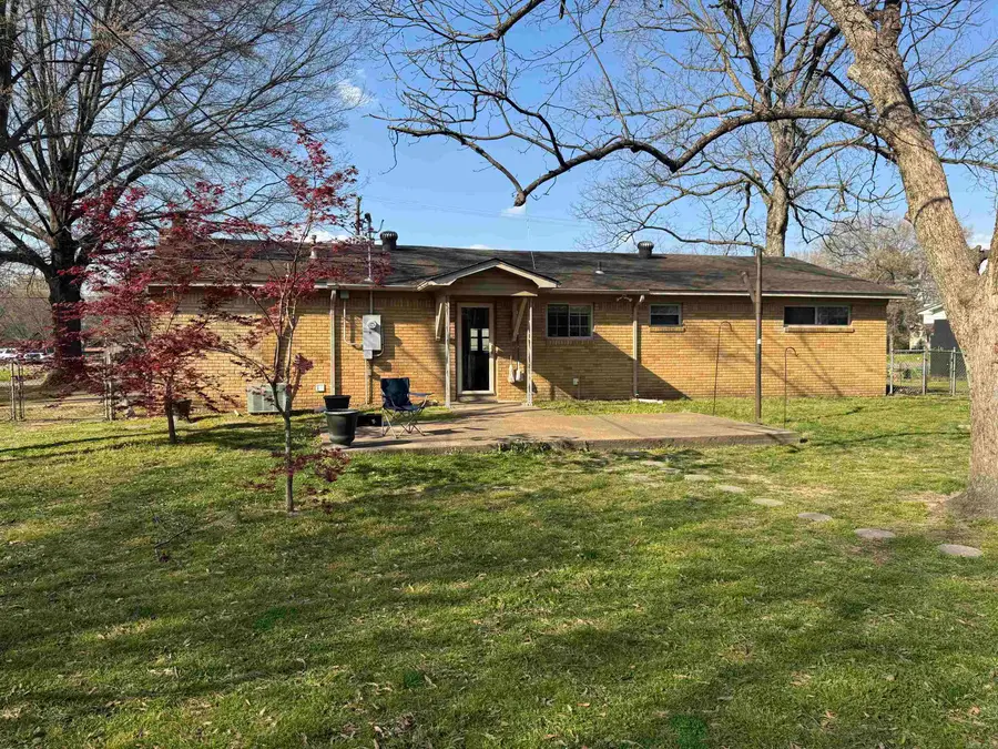 323 Martin W Drive, Wynne, AR 72396 - #3