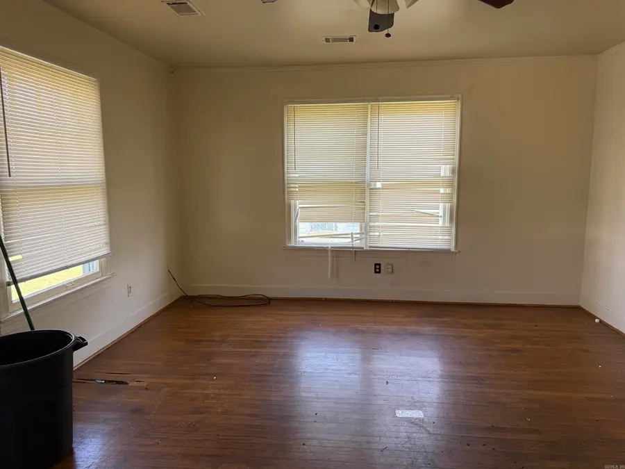 4211 W 24th Street, Little Rock, AR 72204 - #2