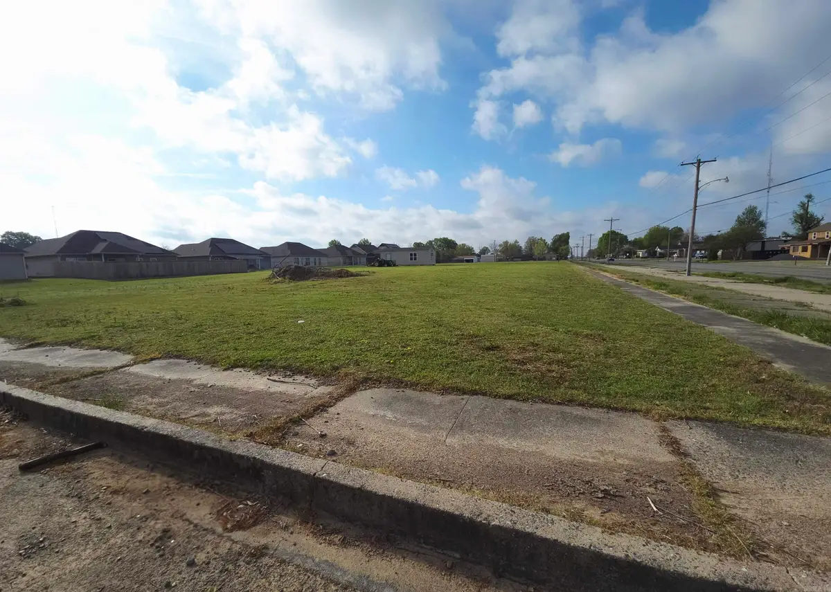 N Buerkle Street, Stuttgart, AR 72160 - #1