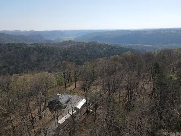627 Dogwood Hollow Road, Melbourne, AR 72556