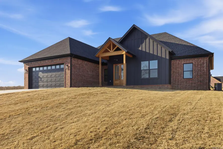 211 Michelle Drive, Beebe, AR 72012 - #2