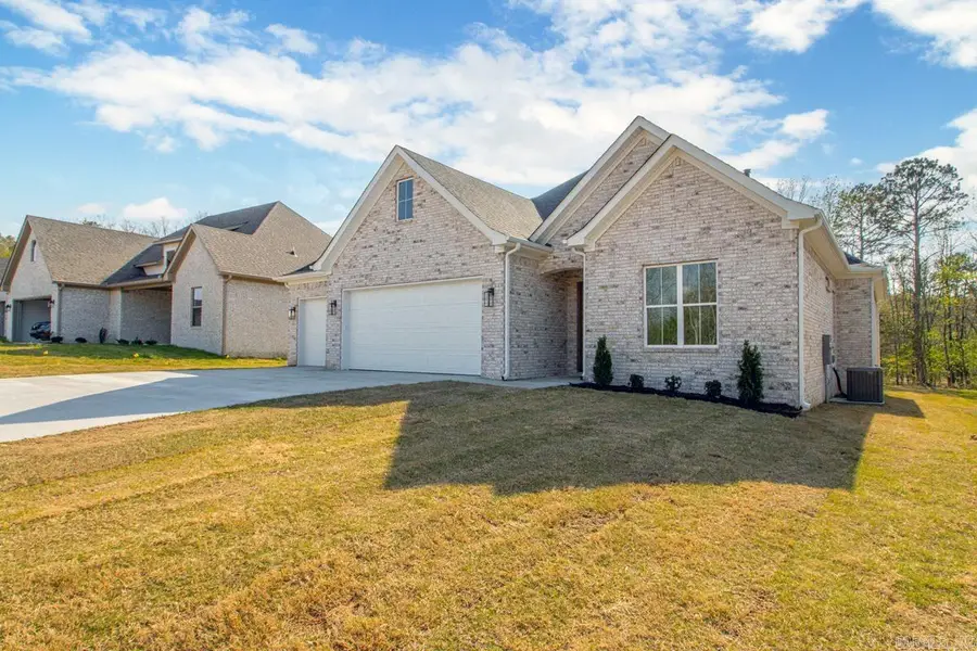 621 Valley Oak Drive, Sherwood, AR 72120 - #2