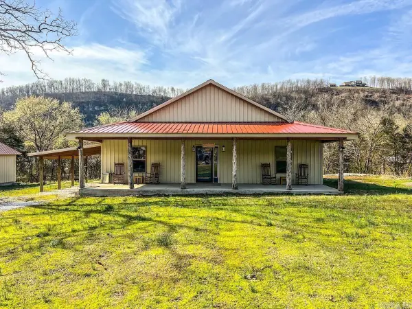 950 Cool Water Retreat Road, Mountain View, AR 72560