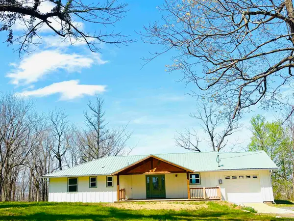 233 South Mountain Road, Marshall, AR 72650