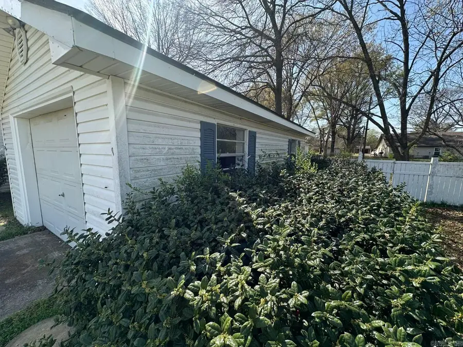 1808 S Leslie Street, Stuttgart, AR 72160 - #3