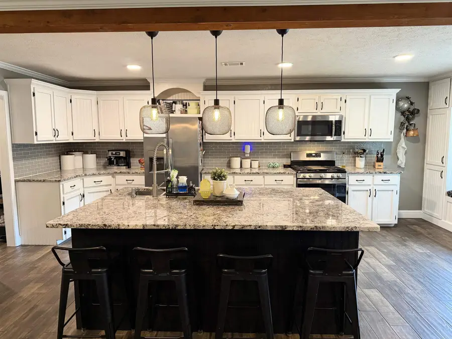 542 Jason St., Clinton, AR 72031 - #3