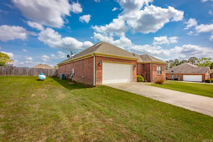 75 Booker Drive, Lonoke, AR 72086 - #2