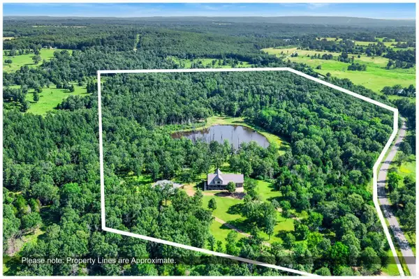 203 Fox Meadow Road, Bradford, AR 72020