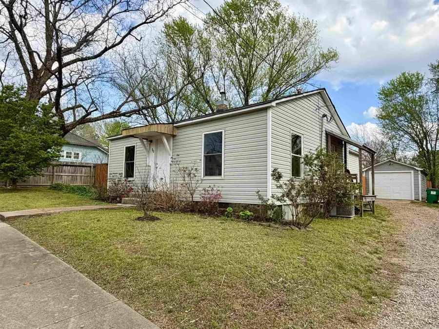 810 Main Street, Pangburn, AR 72121 - #2