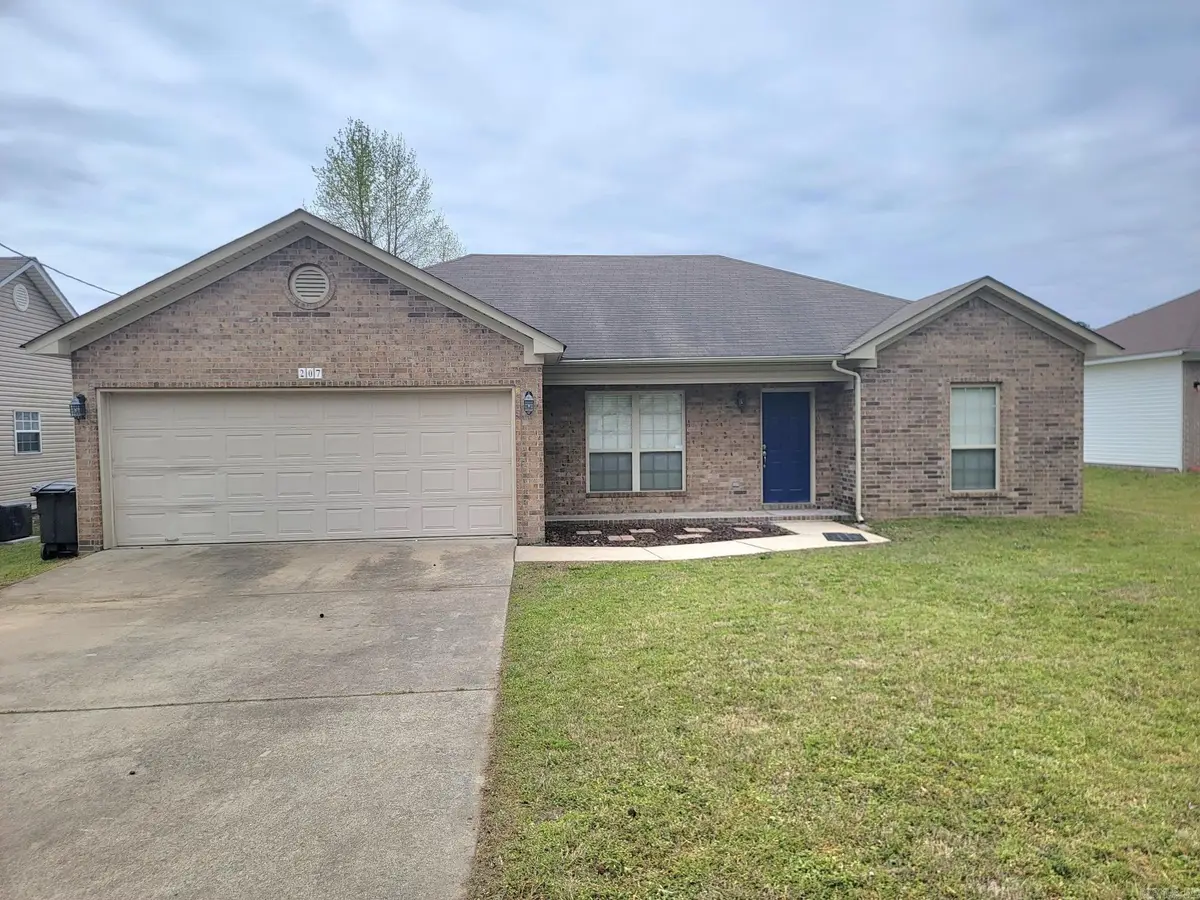 207 W Valentine, Jacksonville, AR 72076 - #1