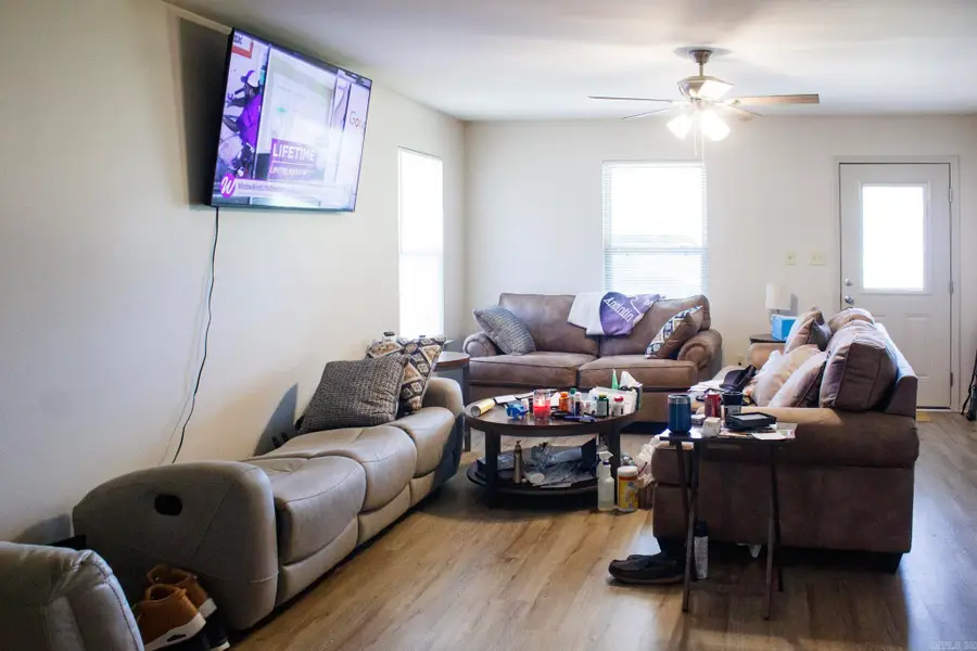 206 Deborah Street, Stuttgart, AR 72160 - #3