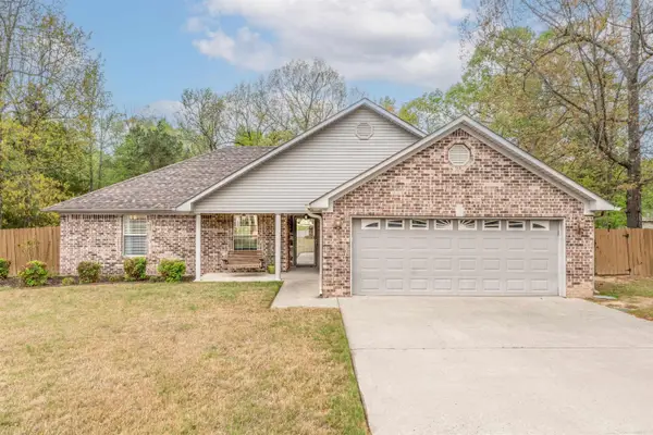 8 Bradley Cove, Maumelle, AR 72113