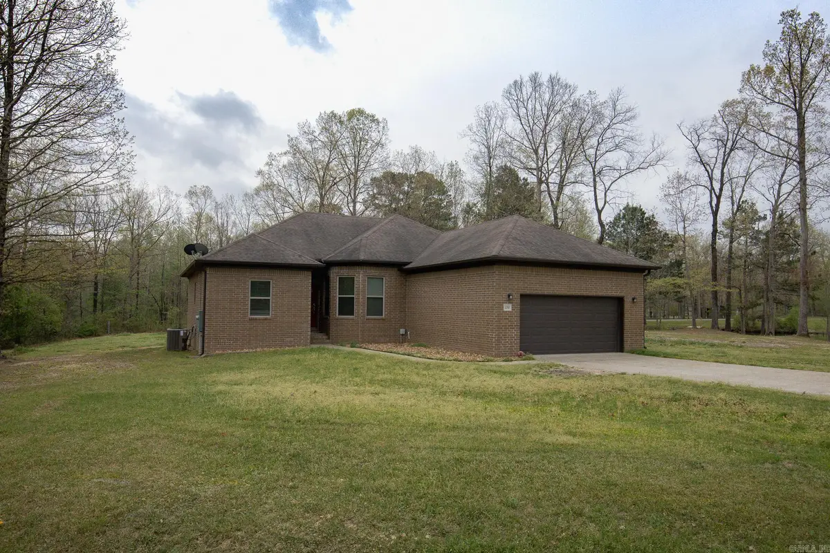 1090 Whispering Oak, Redfield, AR 72132 - #1