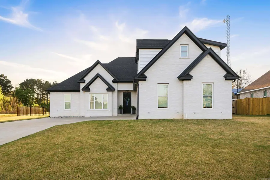 303 Bluebell Court, Hot Springs, AR 71901 - #2