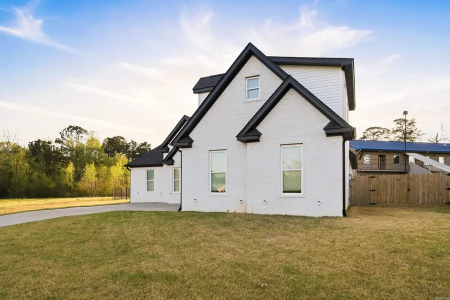 303 Bluebell Court, Hot Springs, AR 71901 - #3