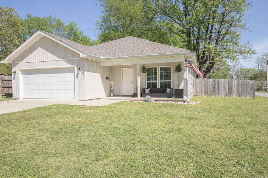 1024 River St, Benton, AR 72015 - #2