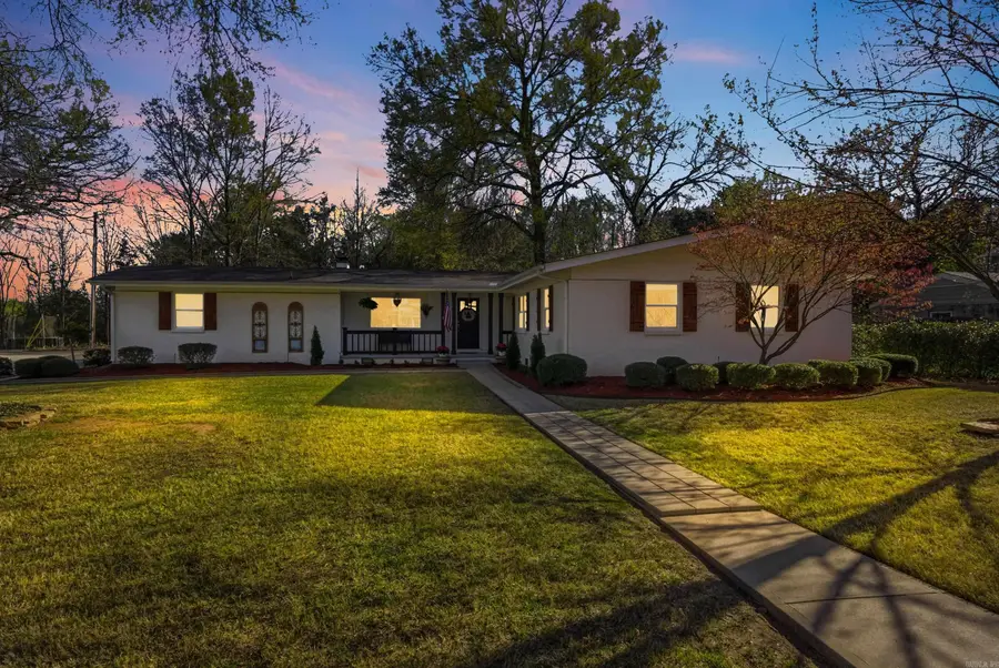 6 Sherwood Dr, Conway, AR 72034 - #2