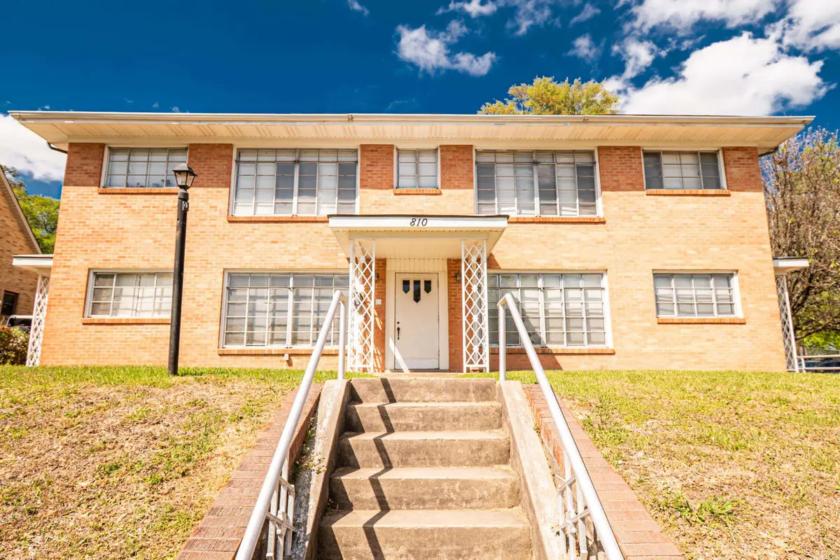 810 W Oak St, El Dorado, AR 71730 - #1