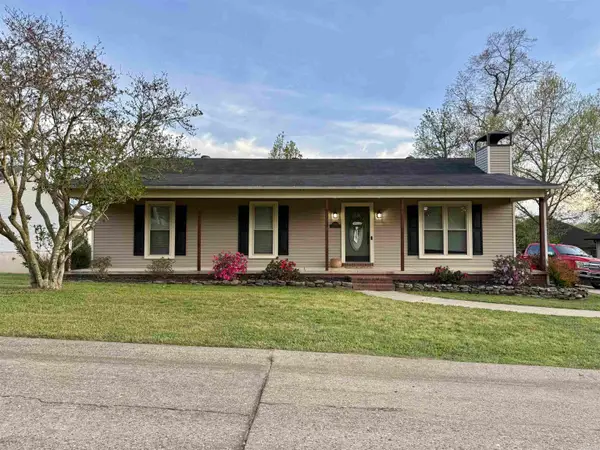2402 Cherry Crossing, Benton, AR 72015