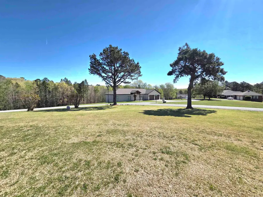 587 Tournament Drive, Mountain View, AR 72560 - #2