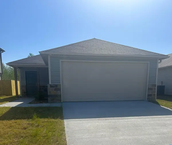 112 Sofia Drive, Maumelle, AR 72113