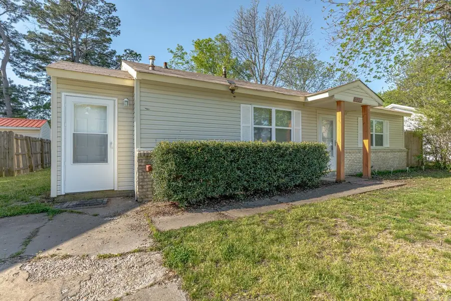 3305 Fairview Dr, Jonesboro, AR 72401 - #2