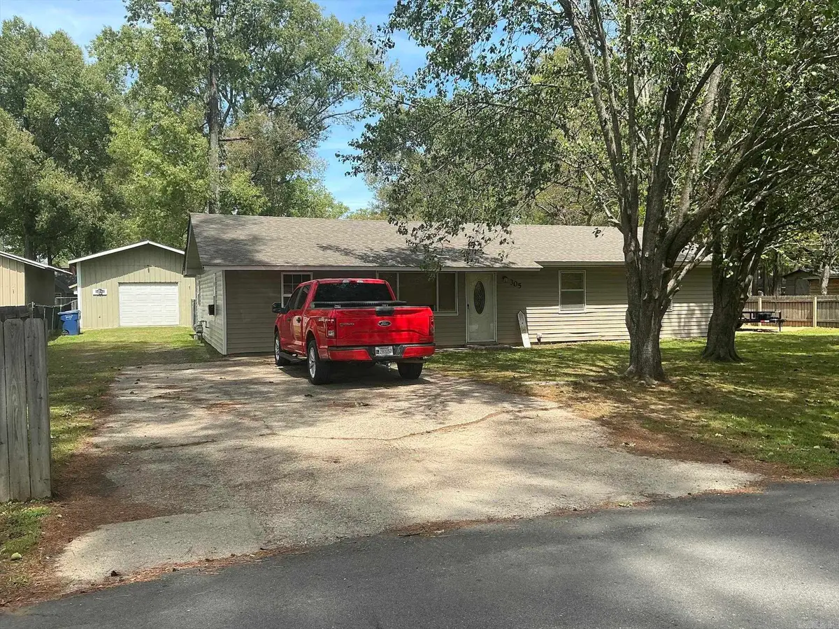 305 E Scott, Hamburg, AR 71646 - #1