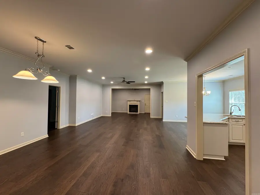 617 Edgemoor Terrace, Benton, AR 72015 - #3