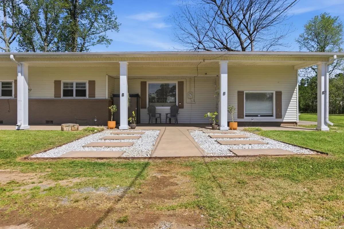 6307 Middle Warren Rd, Pine Bluff, AR 71603 - #1