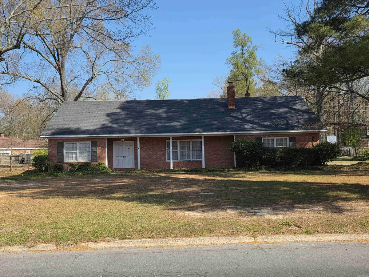 1905 W 42nd, Pine Bluff, AR 71603 - #1