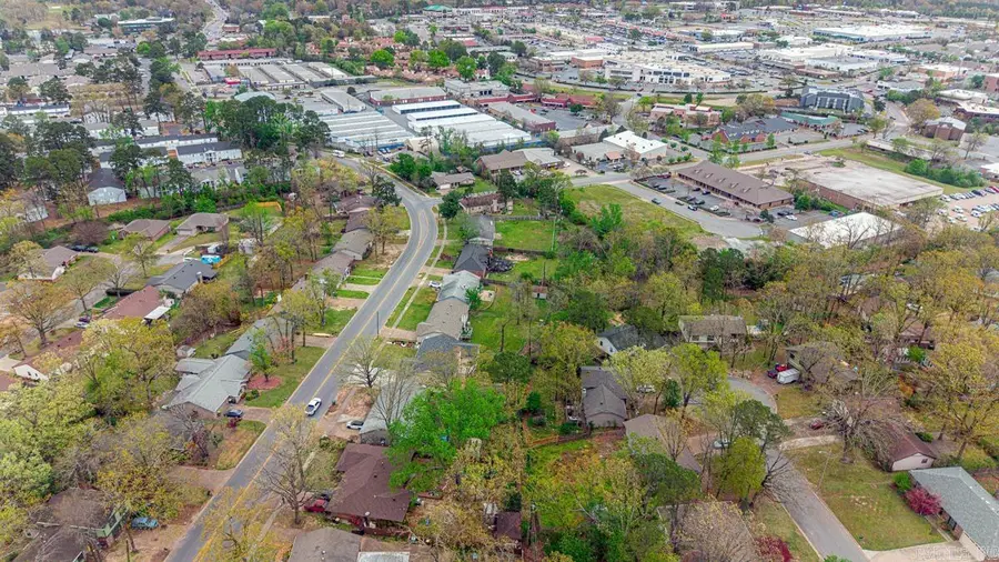 1405 Green Mountain Dr, Little Rock, AR 72211 - #2