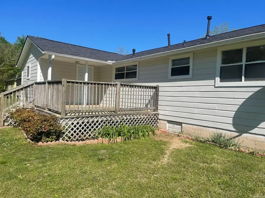 1000 Marion Avenue, Mena, AR 71953 - #3