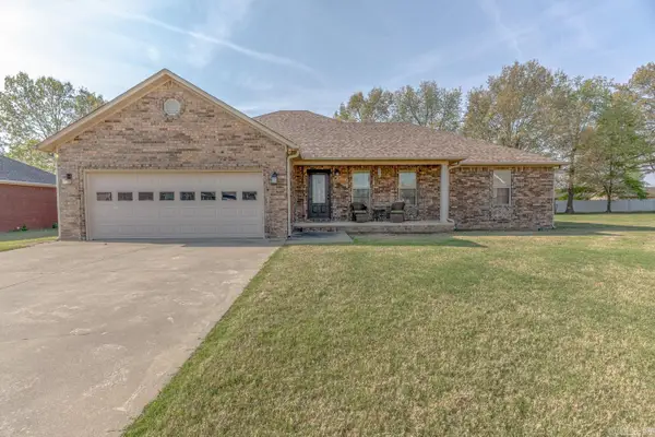 2712 Oxford St, Paragould, AR 72450