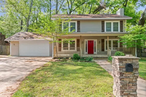 15 Smoking Oaks Rd, Conway, AR 72034